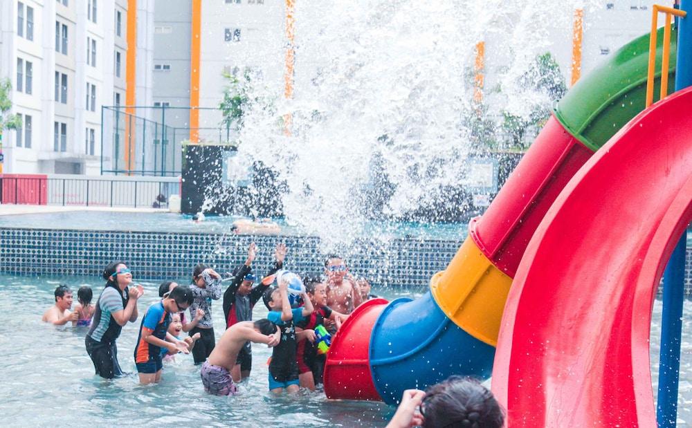 Vega Hotel Gading Serpong Exteriör bild