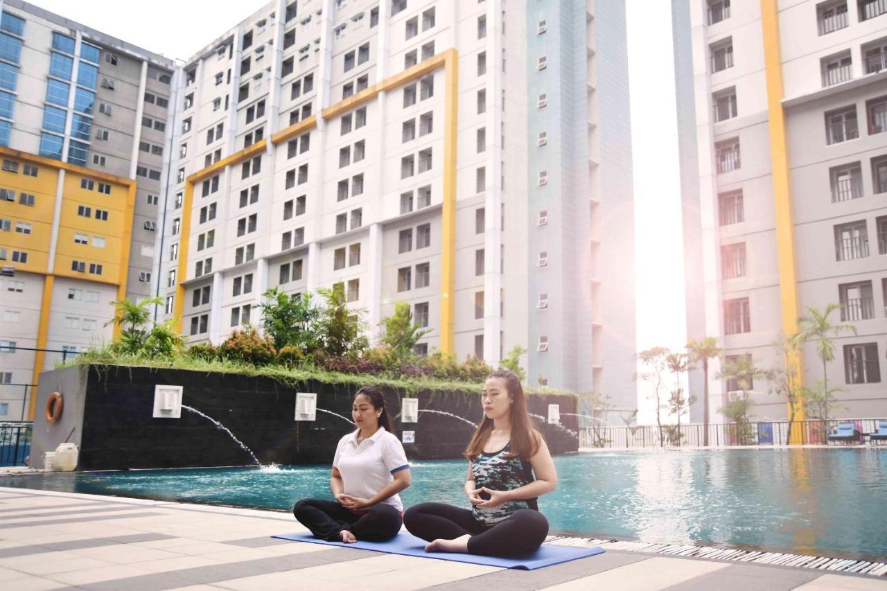 Vega Hotel Gading Serpong Exteriör bild